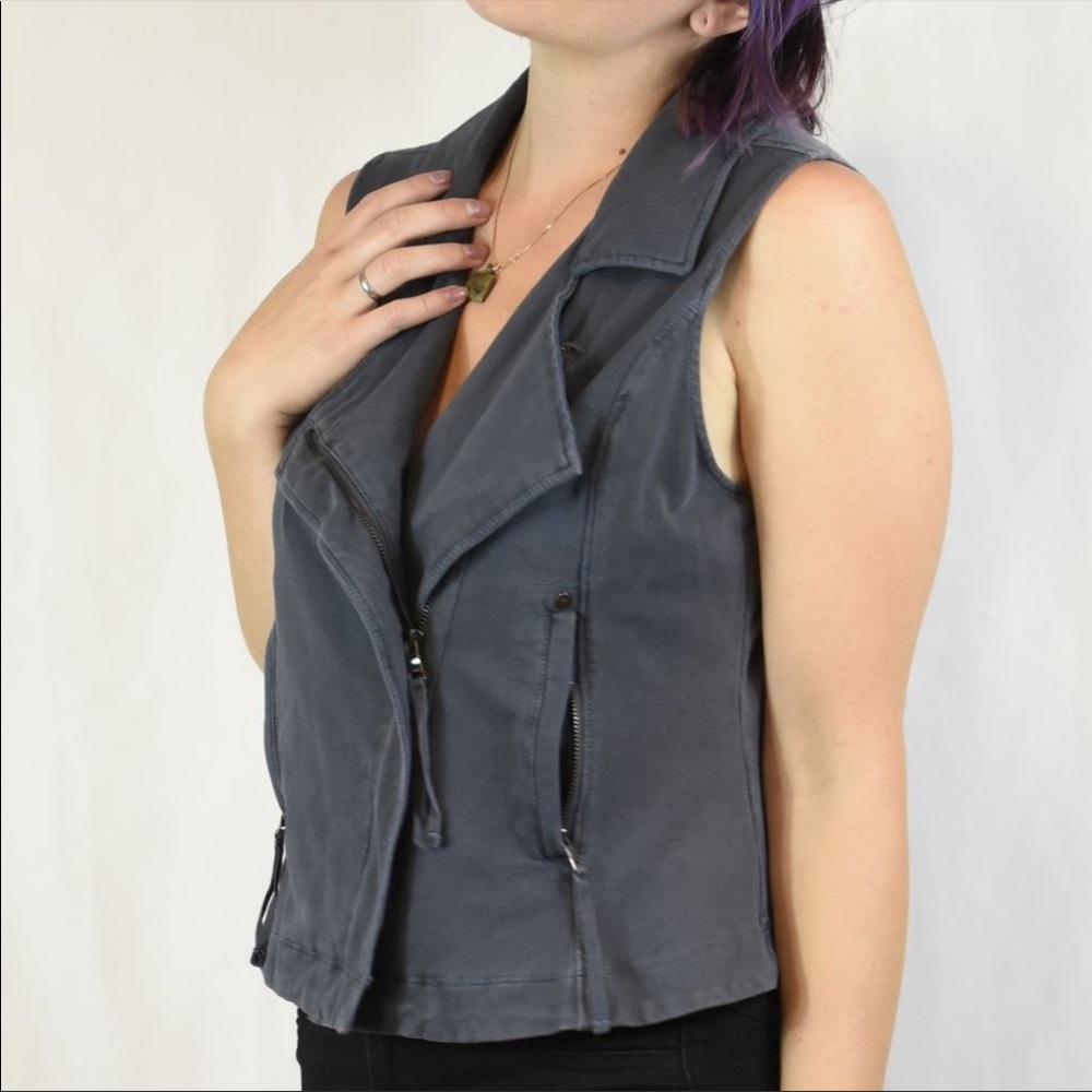 Evereve Peyton Jensen Georgia Vest Large